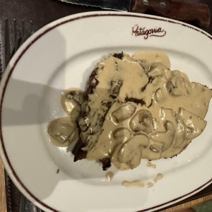 Corte Mariposa con Salsa de Hongos