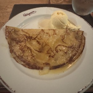 Crepe con Manzana al Ron
