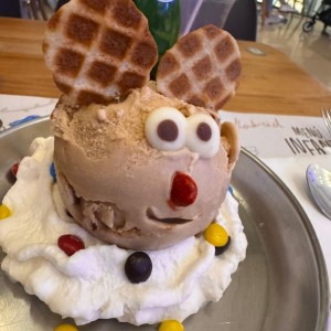 Mini Crepe o Mini pita, Mini waffle o Helado-Jugo