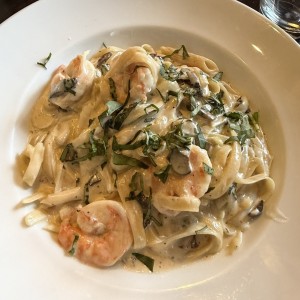 Pastas - Fettuccine con camarones