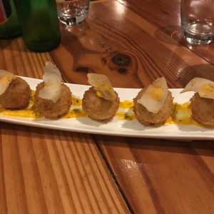 croquetas de jamon serrano
