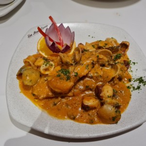 PESCADOS - Corvina Pescatore