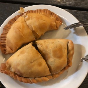 Empanadas de carne y queso