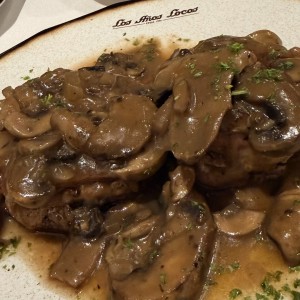 Filete Mignon con Tocino Artesanal y Salsa de Hongos