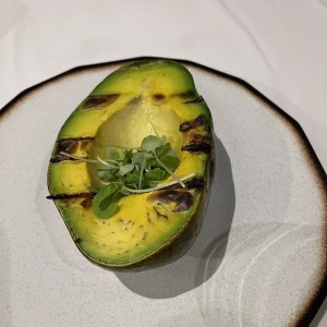 Aguacate a la parrilla