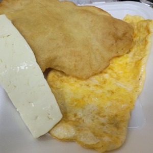DOS HUEVOS - A su Antojo omelette