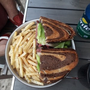 Sandwich con bacon