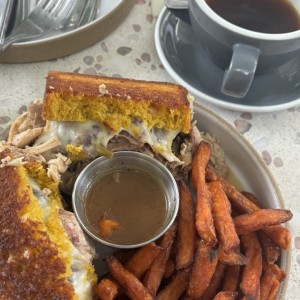 Brunch - Thanksgiving Dinner Sandwich