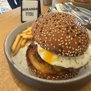 Brunch - Americana Burger