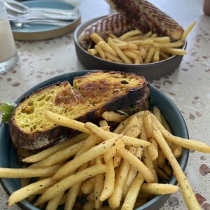 Cubano y sandwich de birra