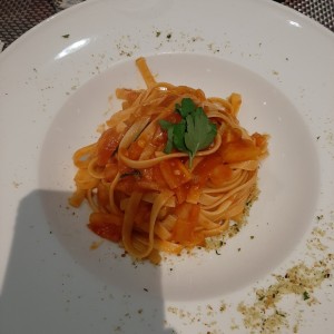 Pastas - A la Trapanese en Fetuccine