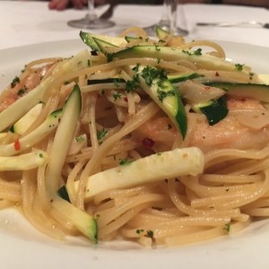 langostinos con zucchini