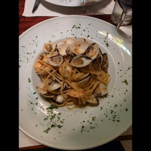 Spaghetti Vongole e Scampi