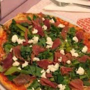 pizza prosciuto y queso