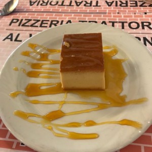 Flan de la casa