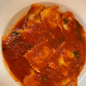 ravioli salsa camaron
