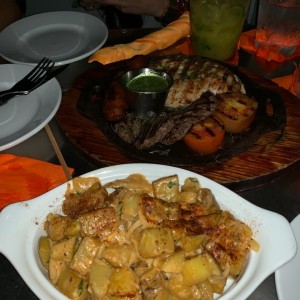 Parrillada con Papas