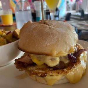 Brunch - Emparedado Tantalo