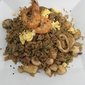 arroz chaufa de mariscos