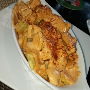 papas bravas con paprika y chipotle