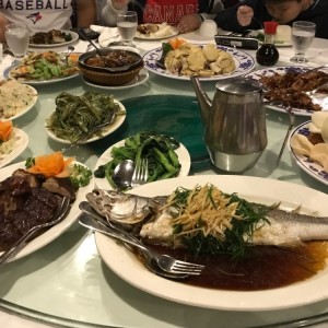 La mesa del festin completo