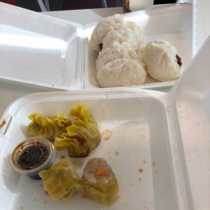 Buen desayuno chino para comenzar el fin ! de las madres