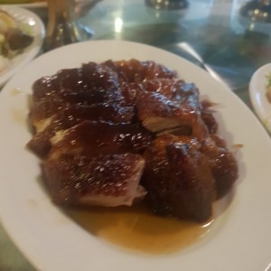 Pato asado