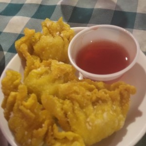 wanton frito