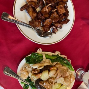 Chow Fun a la Cantonesa y puerco bbq