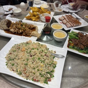Arroz frito a la young chow