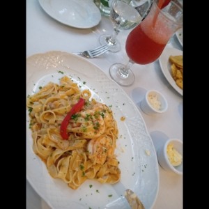 Fettucine con Langostinos al Olio