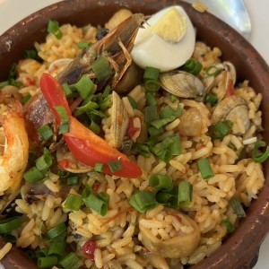 Platos Fuertes - Paella de Mariscos