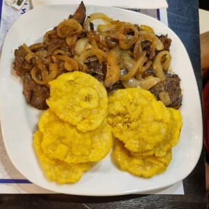 Carnes - Bistec Encebollado