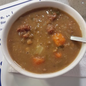 sopa de lentejas