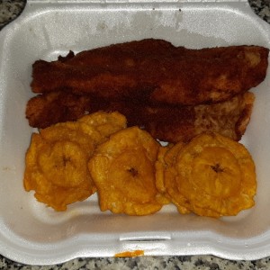 Filete de Corvina Apanada con Patacones