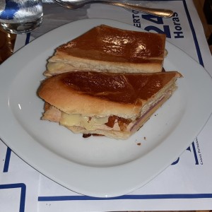 Emparedado Cubano