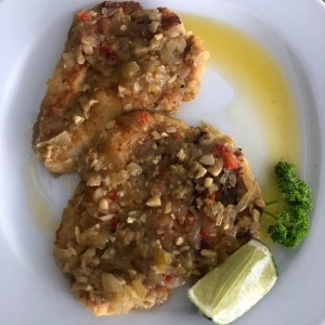 Filete de pargo al ajo