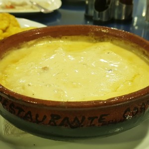 Corvina en salsa de langosta