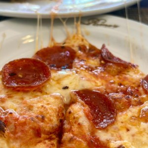 pizza pepperoni