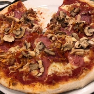 Rinos pizza con hongos ingrediente adicional