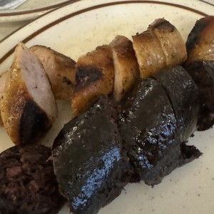 PICADA DE CHORIZO Y MORCILLA