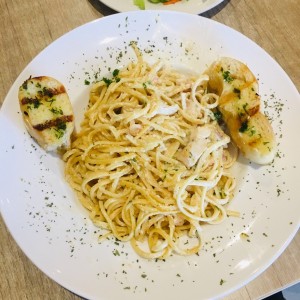 pasta alfredo con pollo