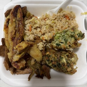 Arroz, cegetales fritos y gluten