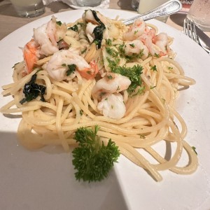 Spaghetti con Langostinos