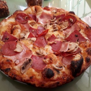Pizza Napoli