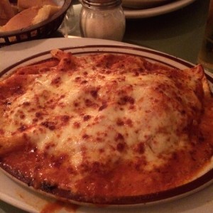 trio de pastas en salsa rosada gratinado
