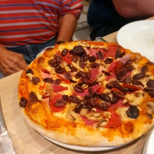Pizzas - Napoli extra aceitunas