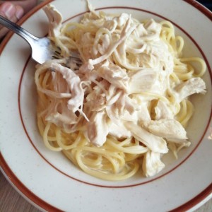Pasta Alfredo con Pollo