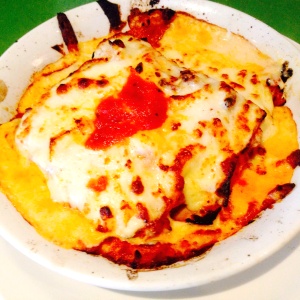 Lasagna de pollo gratinada