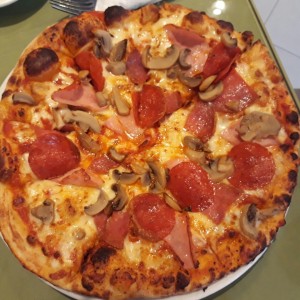 Pizza Napolitana